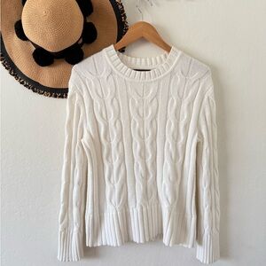 Banana Republic White Cable Knit Sweater Size Medium